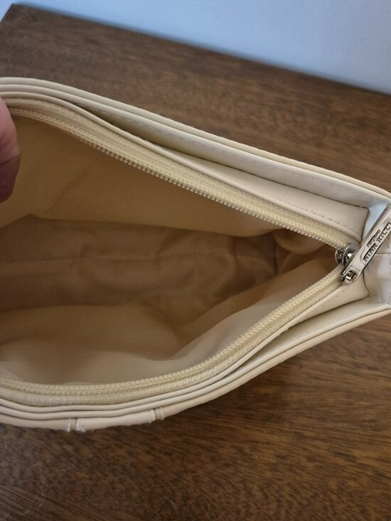 💥Free with Purchase Vintage Nina Ricci Make Up Bag - Picture 5 of 5